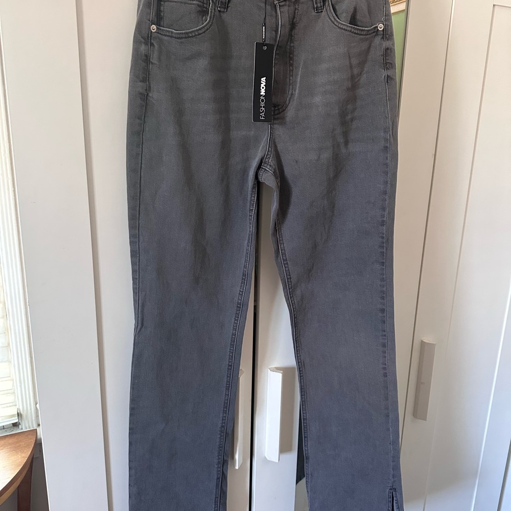 Fashion Nova Jeans size 9